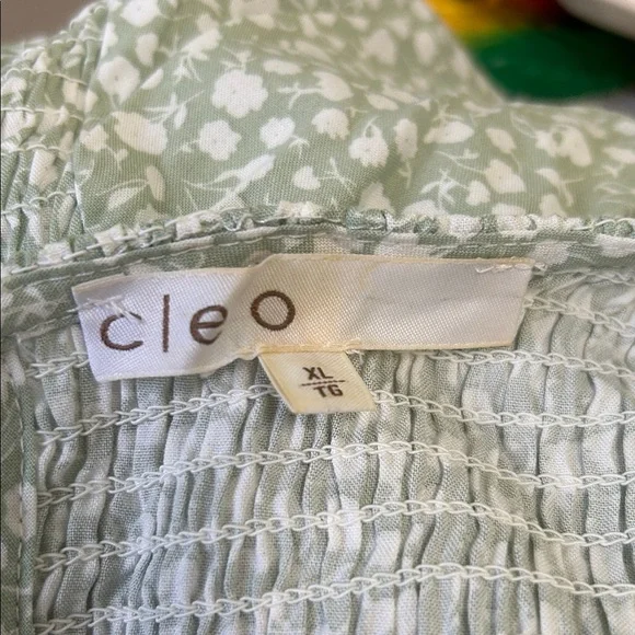 Cleo Green White Floral Milkmaid Smocked Long Puffy Sleeve Blouse Size XL - Picture 5 of 6